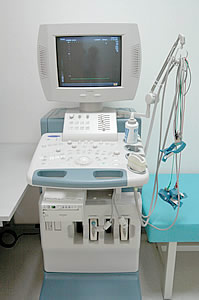 カラードップラー付の心臓超音波装置